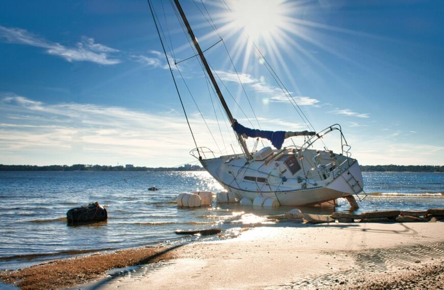 What Happens When You Run Aground on a Yacht?