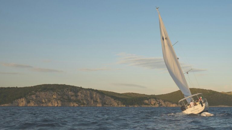 Sailboat Construction Materials - Pros, Cons, and Which One to Choose